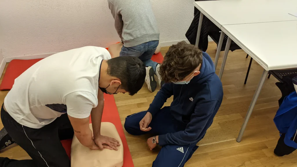 Steps to Ensure OSHA Compliance for First Aid
